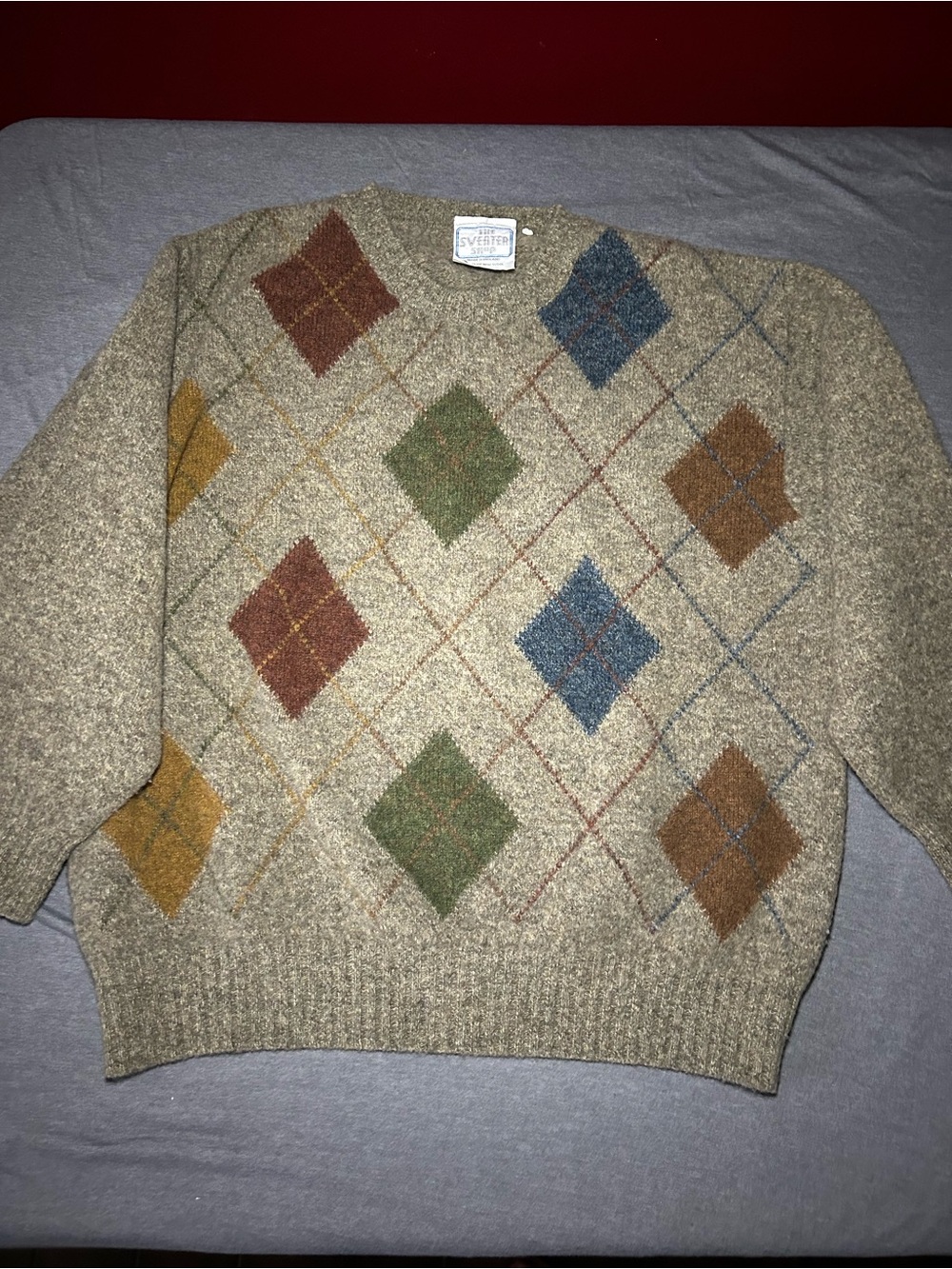 Men's Vintage Crewneck Argyle Wool Sweater in Beige with Multicolor Diamonds